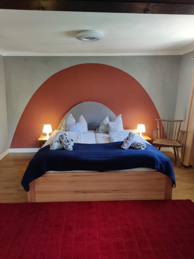 Gemuetliche Gaestezimmer In Einem Neu Sanierten Fachwerkhaus Sachsenheim Ngoại thất bức ảnh