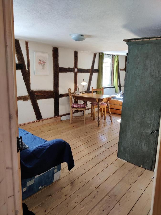 Gemuetliche Gaestezimmer In Einem Neu Sanierten Fachwerkhaus Sachsenheim Ngoại thất bức ảnh