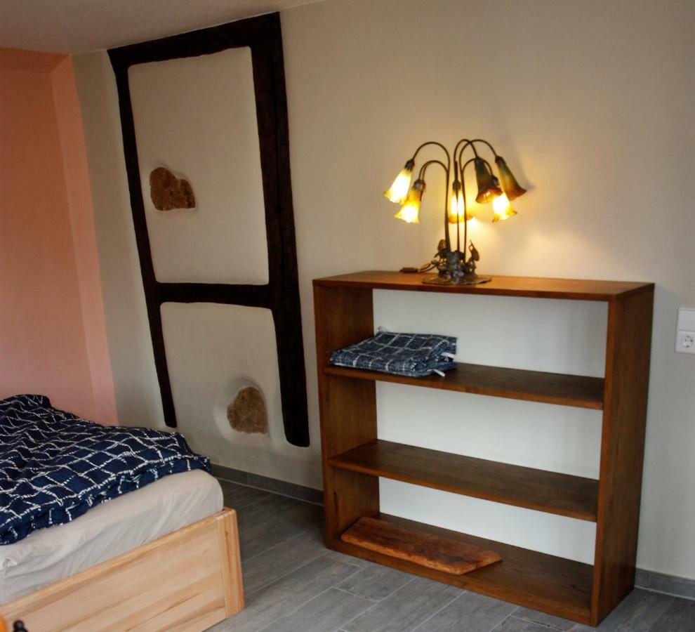 Gemuetliche Gaestezimmer In Einem Neu Sanierten Fachwerkhaus Sachsenheim Ngoại thất bức ảnh